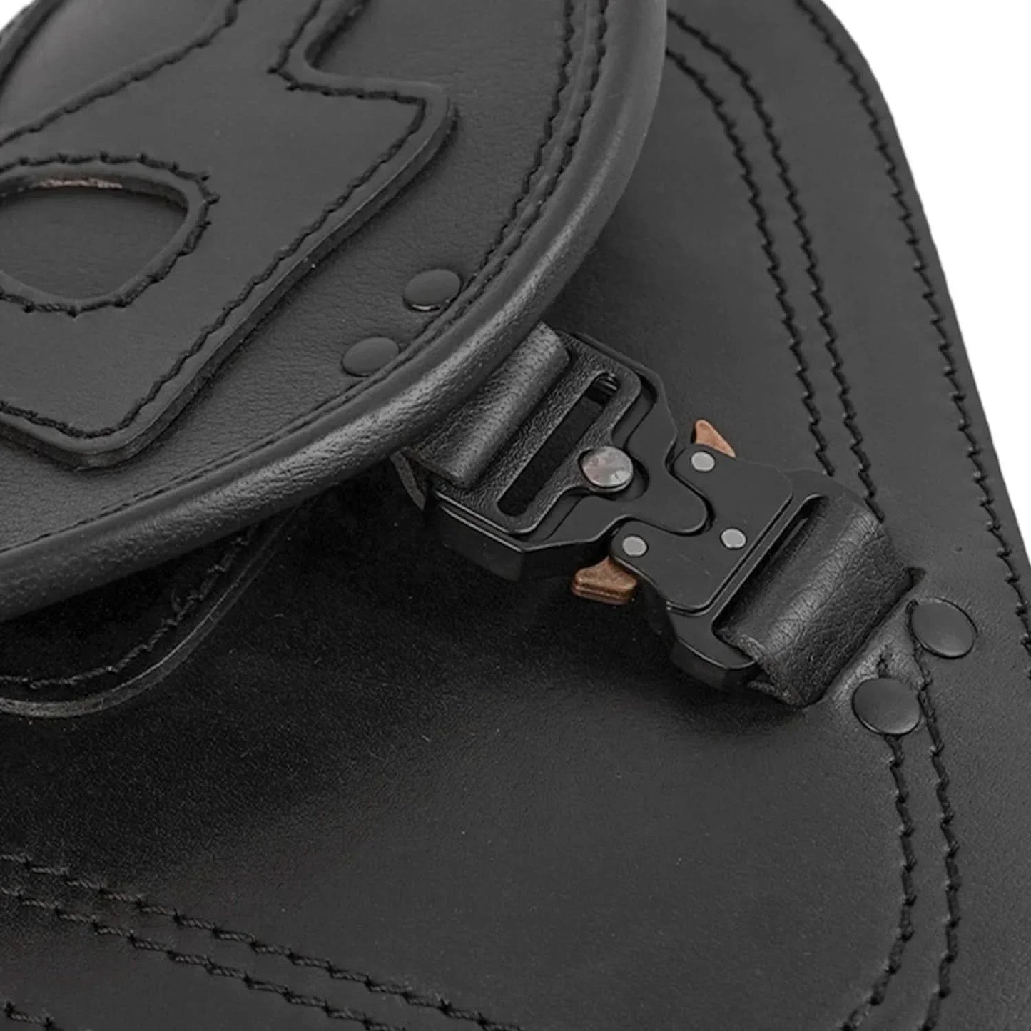 Nightfang Premium Leather Swing Arm Bag