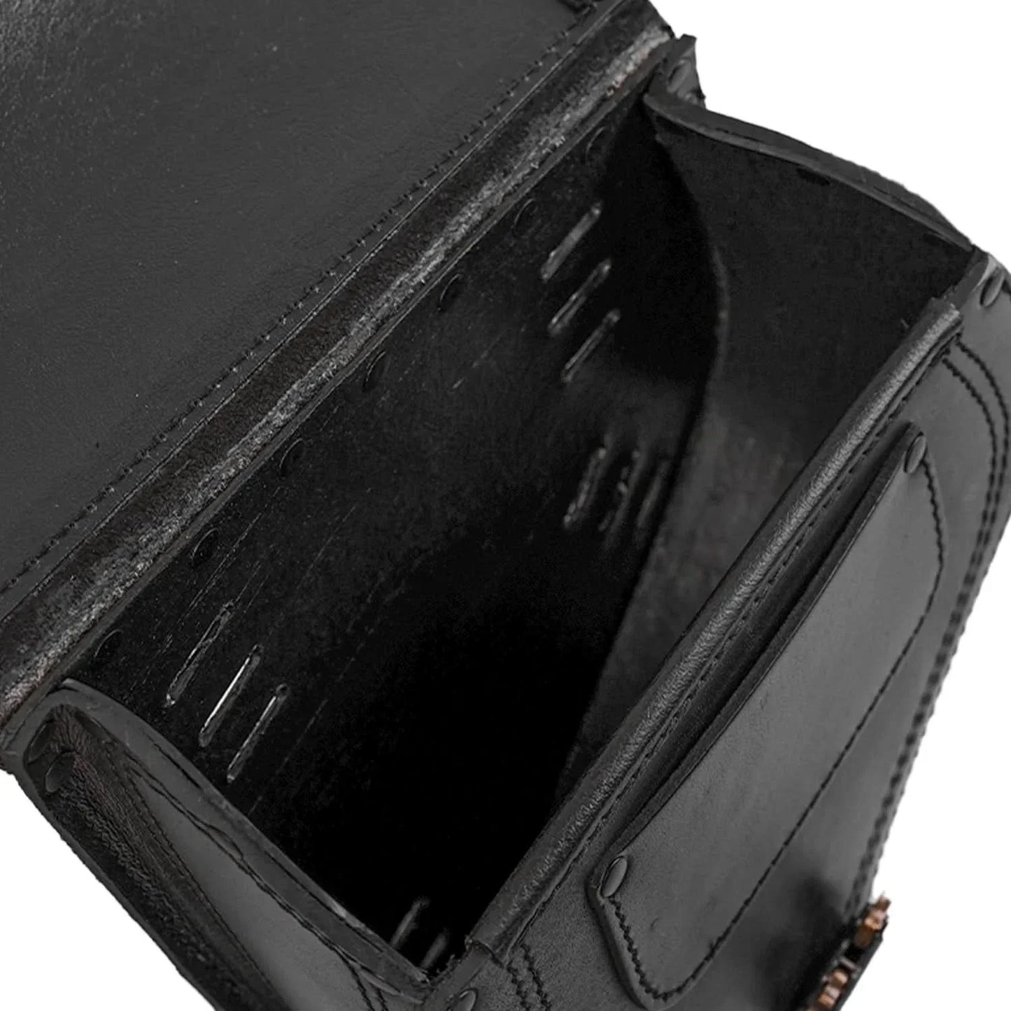 Nightfang Premium Leather Swing Arm Bag